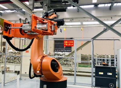 中國(guó)聯(lián)通發(fā)布首個(gè)全5G工業(yè)互聯(lián)網(wǎng)端到端應(yīng)用，開啟智能制造網(wǎng)絡(luò)維護(hù)新篇章